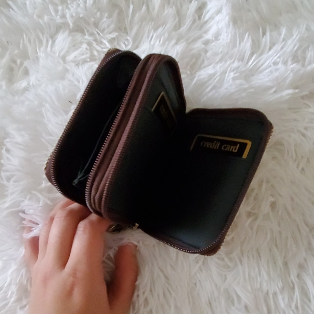 Wallet - Picture 2 of 2